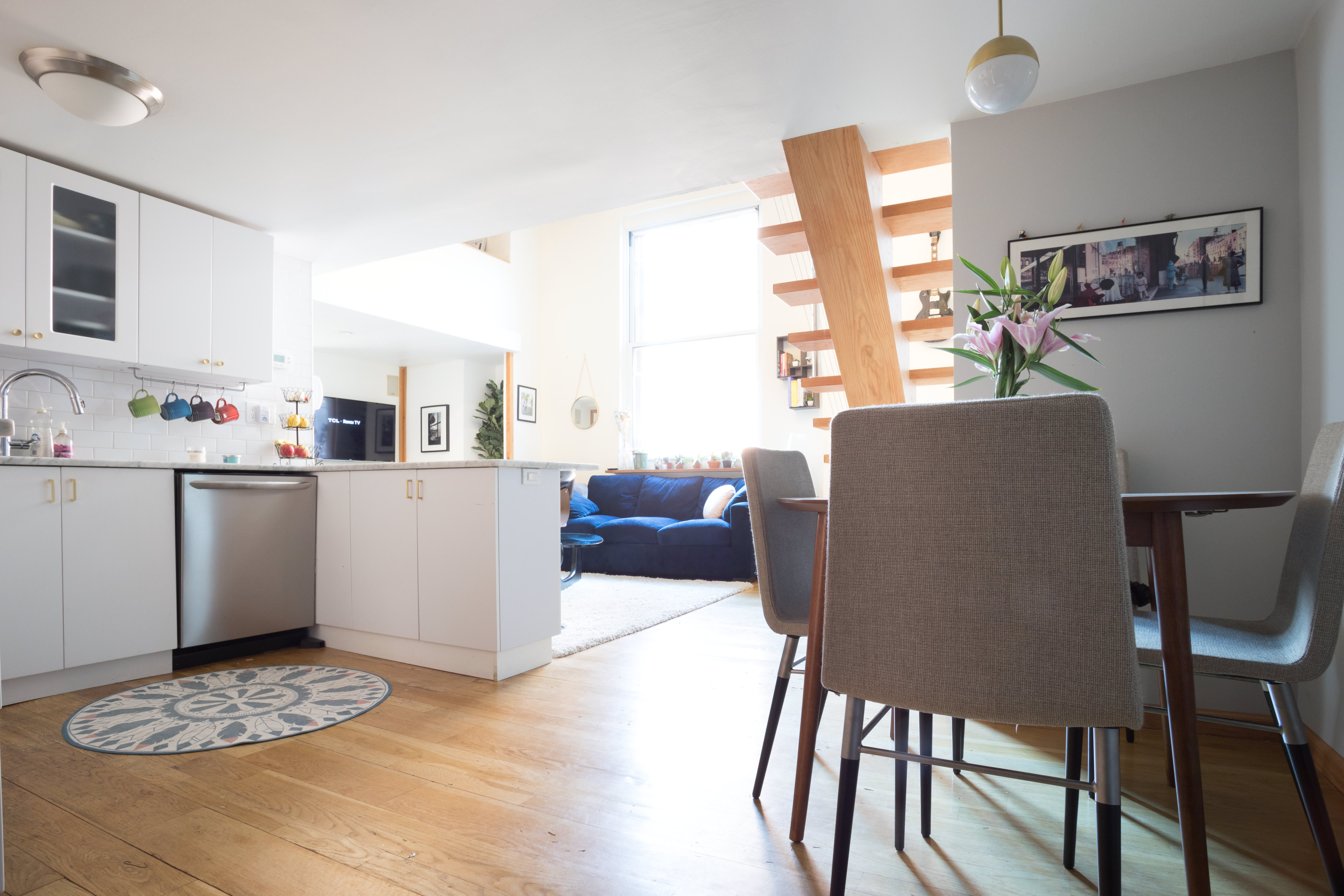 apartment therapy cozy dining room